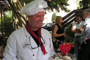 Alleinunterhalter in Offenbach am Main - Comedy-Koch mit Tischzauberei Alleinunterhalter in Offenbach am Main - Comedy-Koch mit Tischzauberei